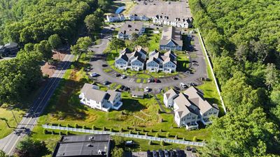 1600 New Britain Ave, Farmington CT